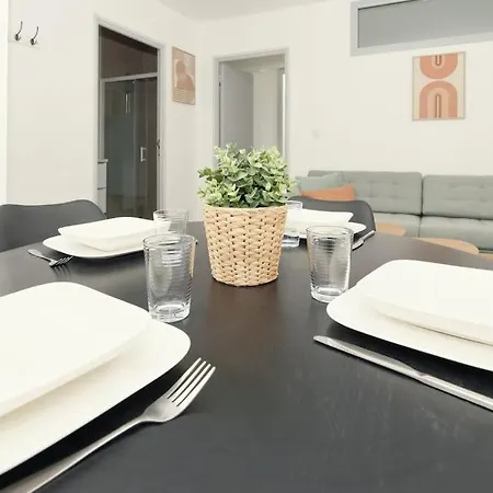 La Residence Jeanne D'Arc 3, Troyes Extérieur photo
